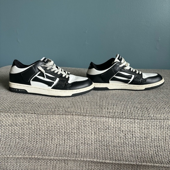 Closet Clearout (Kobe 6, Amiris, Eric Emmanuel shorts, yeezy hooodie, ASICS) - Picture 6 of 6